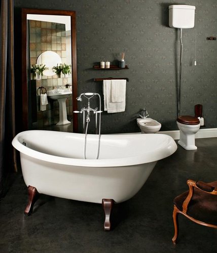 Классическая ванна из искусственного камня PAA Victoria 170x83 с белыми фигурными ножками