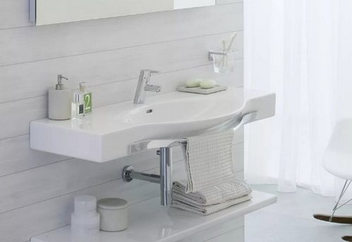 Раковина Laufen Palace 8.1270.4.000.104.1 с полотенцедержателем