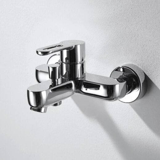 Смеситель для ванны с коротким изливом с аксессуарами Bravat Stream-D (F637163C-B)
