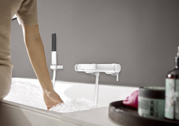 Смеситель для ванны Hansgrohe Finoris 76420700, матовый белый