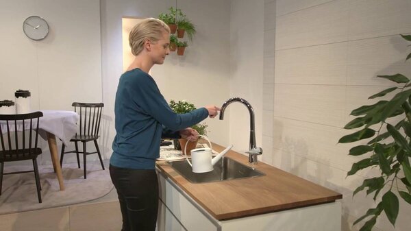 Кухонный смеситель 220, 1jet Hansgrohe 72814000, хром