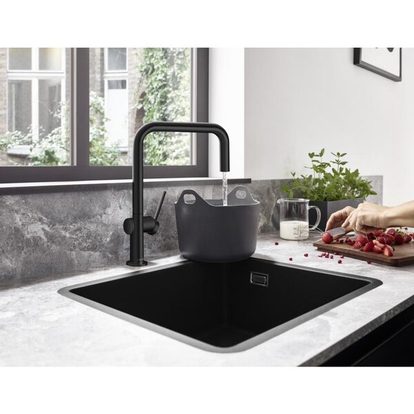 Кухонный смеситель U 220, 1jet Hansgrohe 72806670, матовый черный