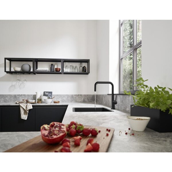 Кухонный смеситель U 220, 1jet Hansgrohe 72806670, матовый черный