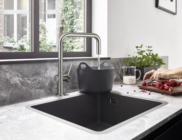 Кухонный смеситель U 220, 1jet Hansgrohe 72806800, под сталь