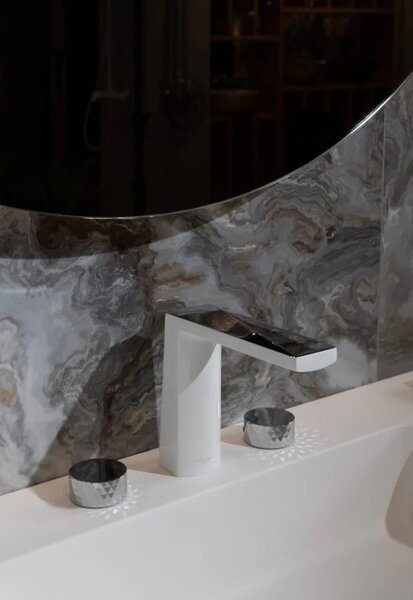 Смеситель для раковины Boheme VENTURO белый, хром, ручка DIAMOND 150-WCR-DIAMOND