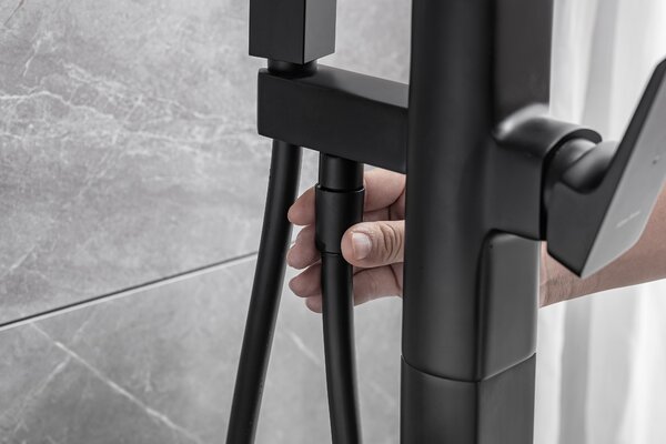 Смеситель для ванны с душем Allen Brau Infinity 5.21009-31 (с внутренней частью) черный матовый