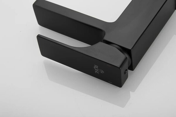 Смеситель для раковины Rose R10H R1001H-1, черный