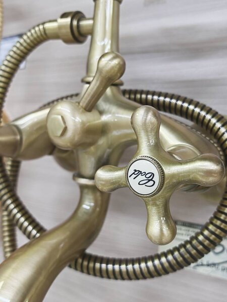 Смеситель M&Z Epoca EPC00521 для ванны с душем цвет бронза