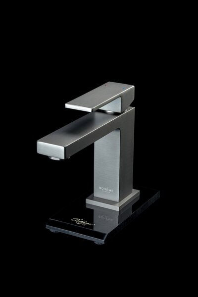 Смеситель для раковины Boheme Qubic Matt Gun Metal 471-GM