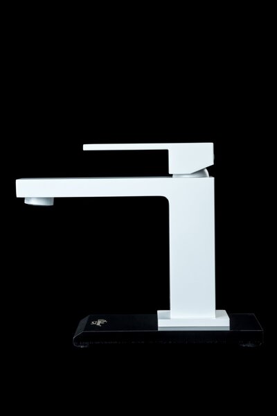 Смеситель для раковины Boheme Qubic Matt White 471-MW
