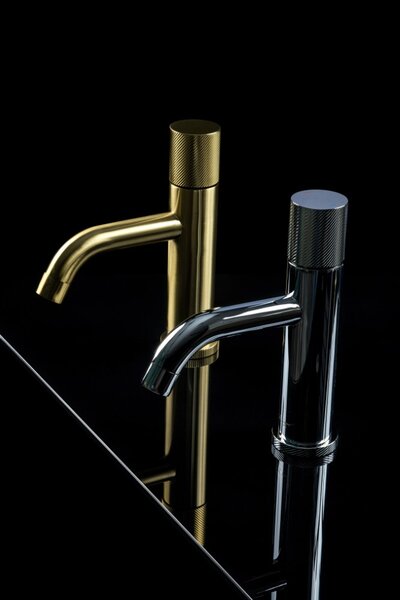 Смеситель Boheme STICK 121-CRCR.4 для раковины CHROME SPIRALE