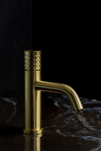 Смеситель Boheme STICK 121-MG для раковины Mat Gold DIAMOND