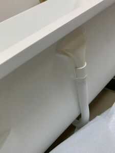 KNIEF Слив перелив с системой Click-Clack, с гибким шлангом и горизонтальным отводом, цвет хром