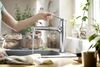 Смеситель для кухни Hansgrohe Zesis M33 74801800 с вытяжным душем, цвет сталь